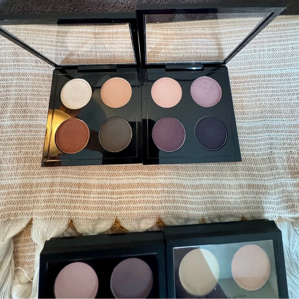 MAC Cosmetics Eyeshadow Quad - Cream, Brown, Purple, Pink - Picture 2 of 4